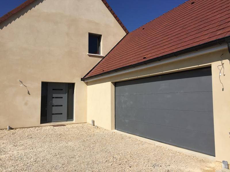 Porte de garage grise